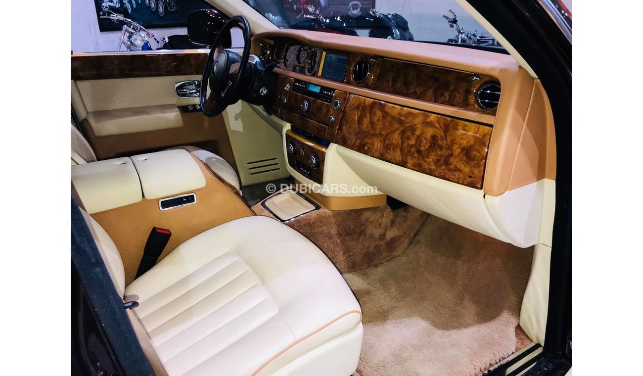 رولز رويس فانتوم - GCC - 2009 - Full service history