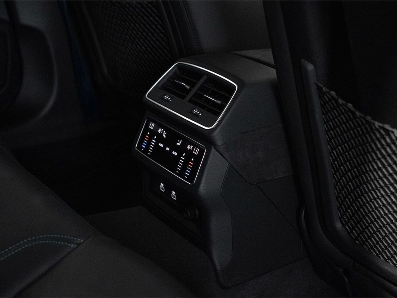 Audi RS7 Performance Carbon Package / Audi Warranty & Service Contract  *Viewing by Appointment only