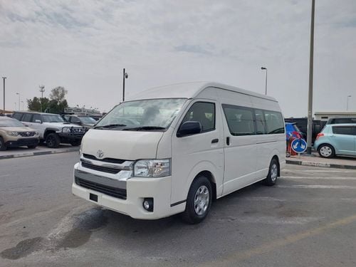 Toyota Hiace TOYOTA HIACE COMMUTER VAN RHD 2018 MODEL 3.0 L DIESEL AUTOMATIC(PM36297)