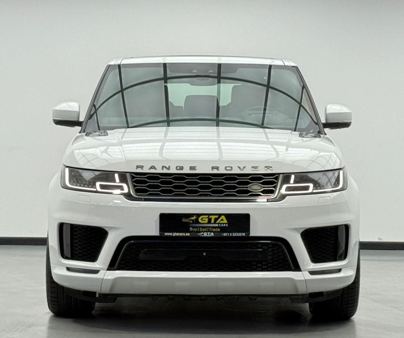 Land Rover Range Rover Sport 2018 Range Rover Sport P525, Full Service History, Fully Loaded, Excellent Condition, GCC