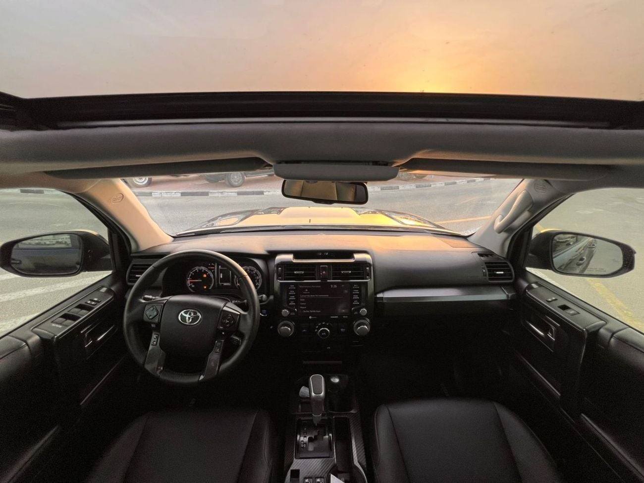 تويوتا فور رنر  2023 Toyota 4Runner Full Option 4.0L V6 - Rear Camera - AWD 4x4 - Sunroof - Leather Se