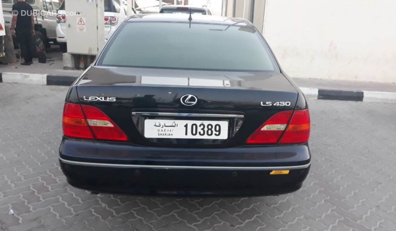 لكزس LS 430 2003 American specs low mileage clean car