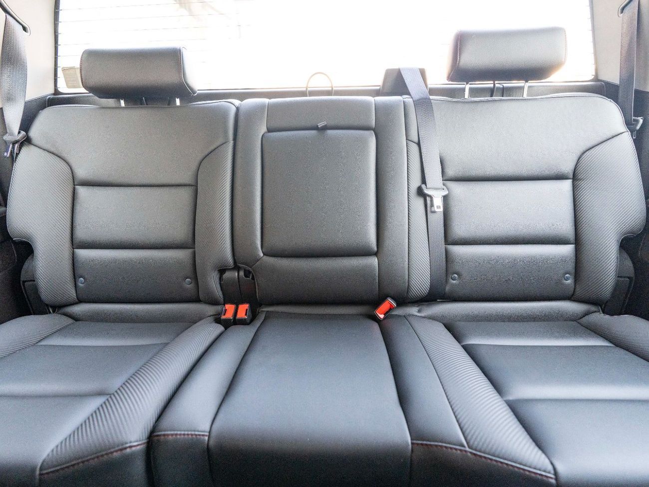 جي أم سي سييرا 5.3L V8 AT4 Crew Cab (AWD)