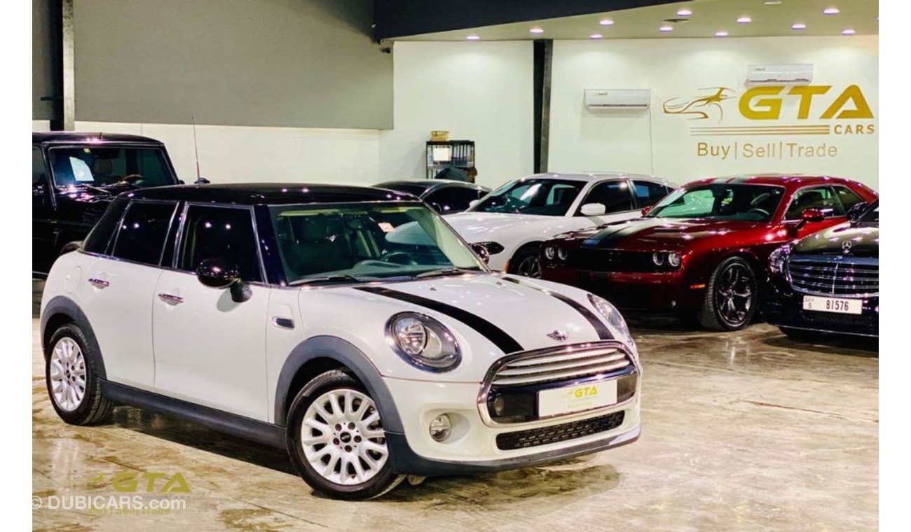 Mini Cooper 2015 Mini Cooper 4-Door, Warranty, Full Mini History, GCC, Low Kms