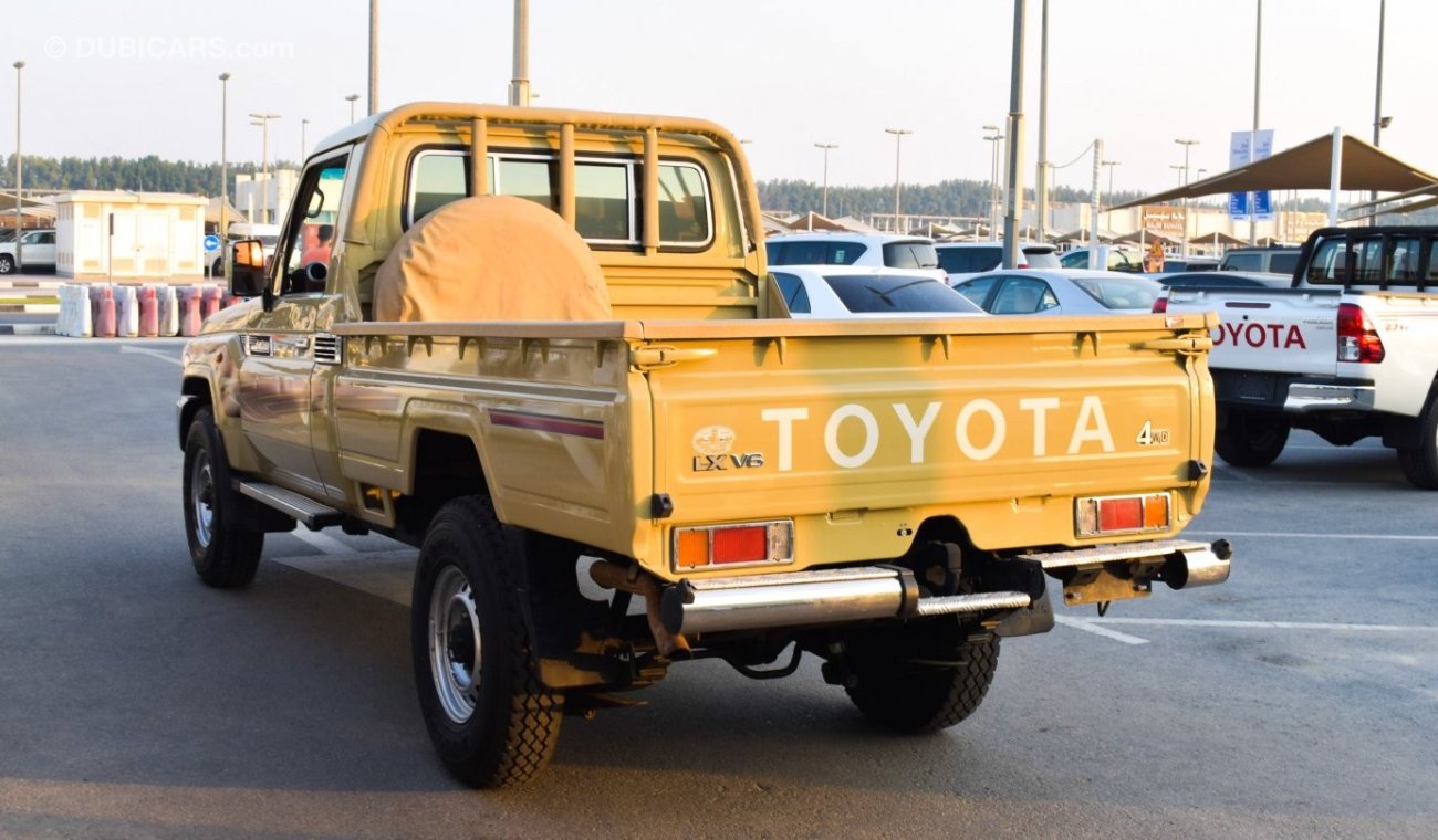 Toyota Land Cruiser Pick Up LX V6