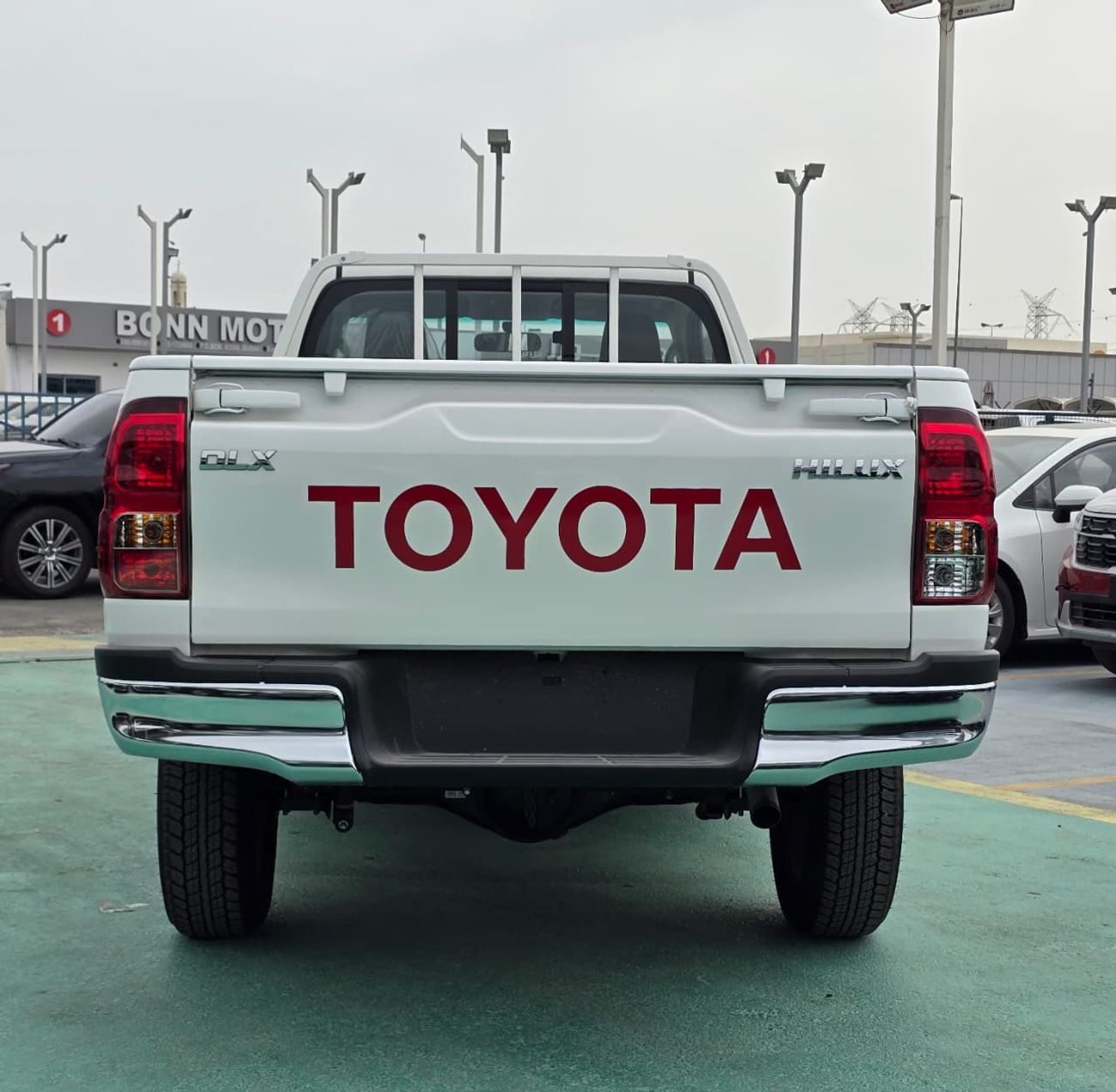 تويوتا هيلوكس GL 2.4L Single Cab Utility