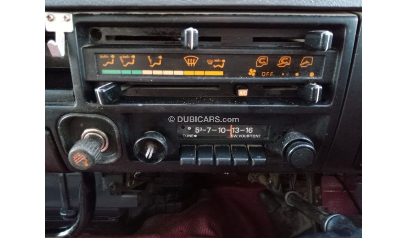 Mitsubishi Fighter MITSUBISHI FIGHTER TRUCK RIGHT HAND DRIVE(PM1072)