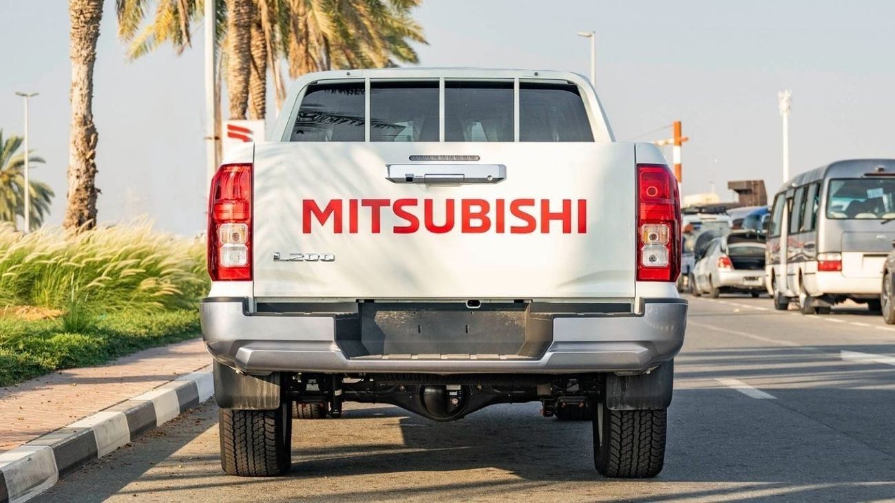 Mitsubishi L200 MITSHUBISHI L200 2.4L PETROL 2024 MODEL YEAR MANUAL TRANSMISSION