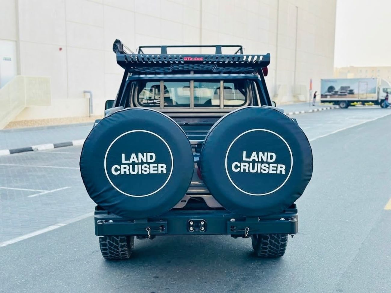 Toyota Land Cruiser Pick Up Double Cabin 4.5L Toyota landcuriser pickup Double Cabin 2017  4.5L Diesel