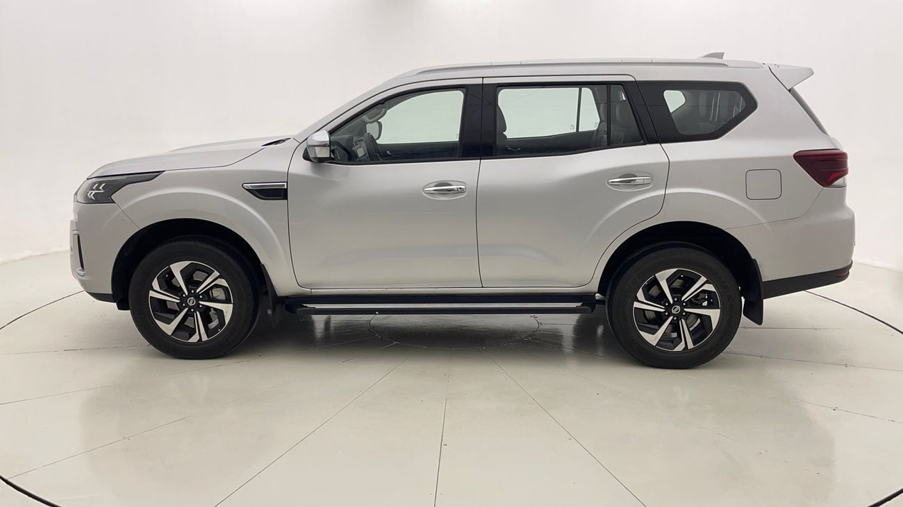 نيسان إكستيرا PLATINUM 2.5 | بدون دفعة مقدمة | اختبار القيادة في المنزل