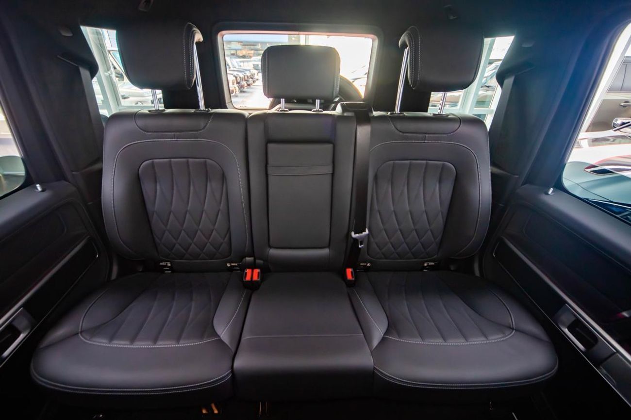 Mercedes-Benz G 63 AMG Std 4.0L