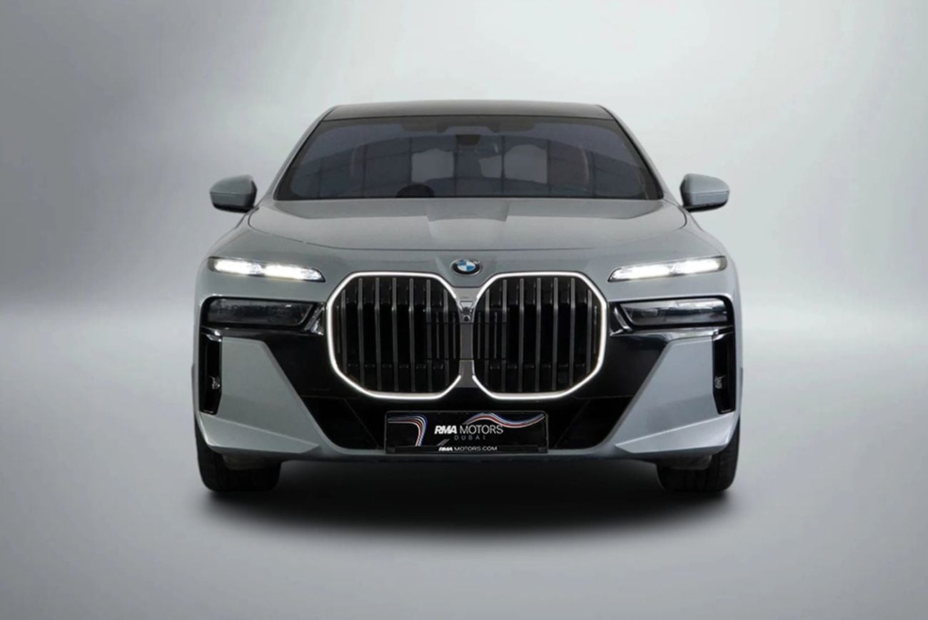 بي أم دبليو 740i