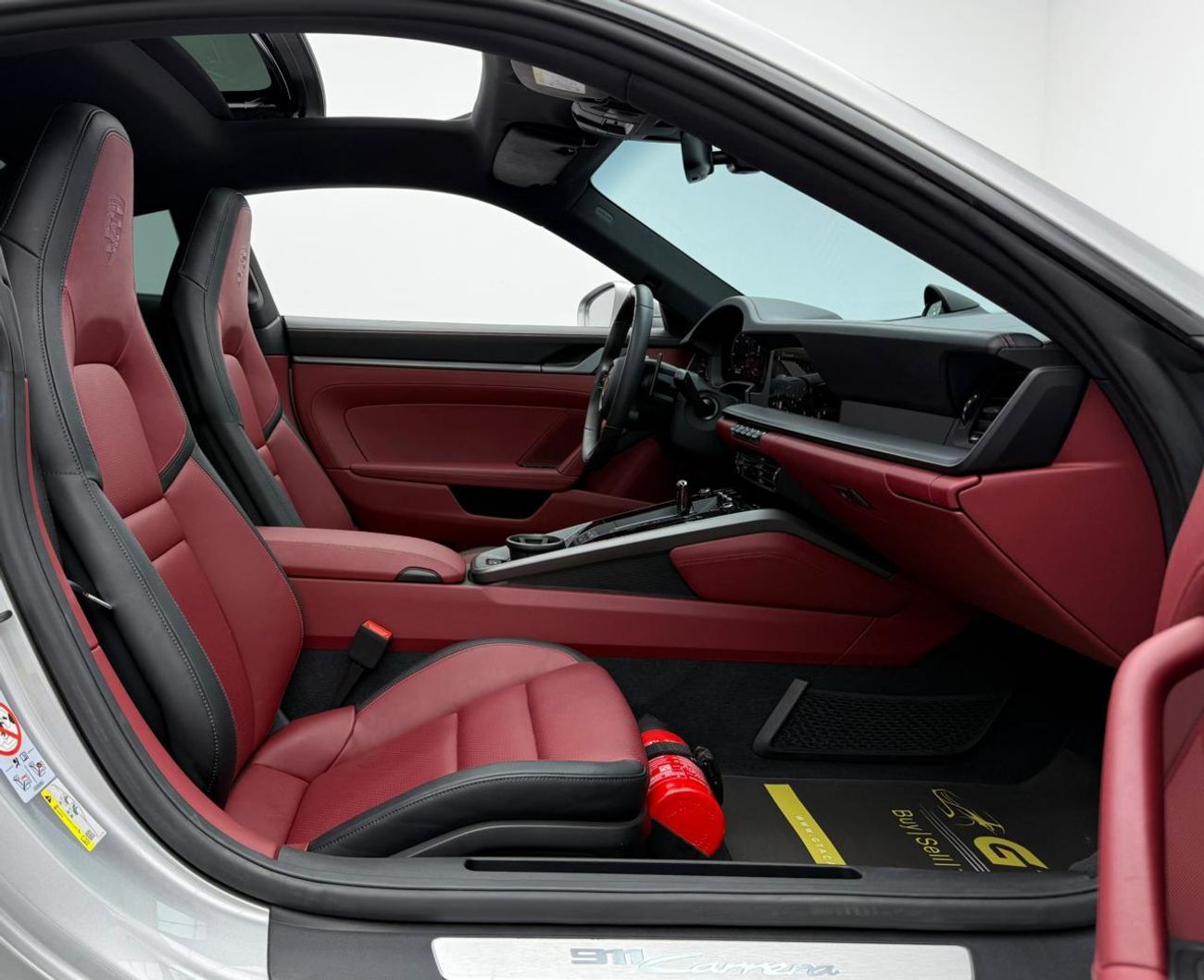 Porsche 911 2025 Porsche 911 Carrera, 2026 Porsche Warranty, 2029 Porsche Service Pack, Very Low Km, GCC