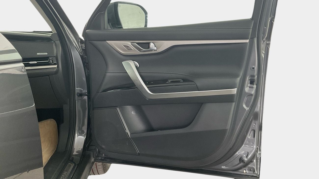 تشنجان CS95 Royal | شامل الضمان | 0 ﺪﻔﻋﺓ ﺃﻮﻟﻯ