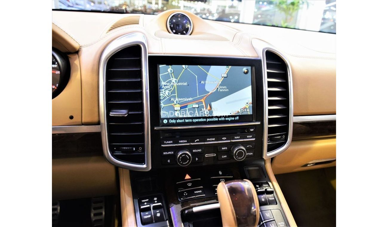 Porsche Cayenne ( ORIGINAL PAINT ( صبغ وكاله )AMAZING Porsche Cayenne GTS 2013 Model!! in White Color! GCC Specs