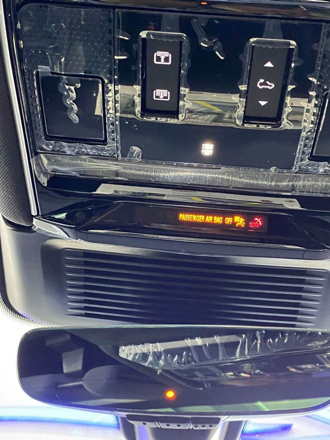 لاند روفر رينج روفر سبورت Range Rover Sport - SE | BRAND NEW!