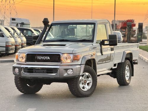 Toyota Land Cruiser Pick Up Toyota LC pick up model 2014 diesel engine RHD