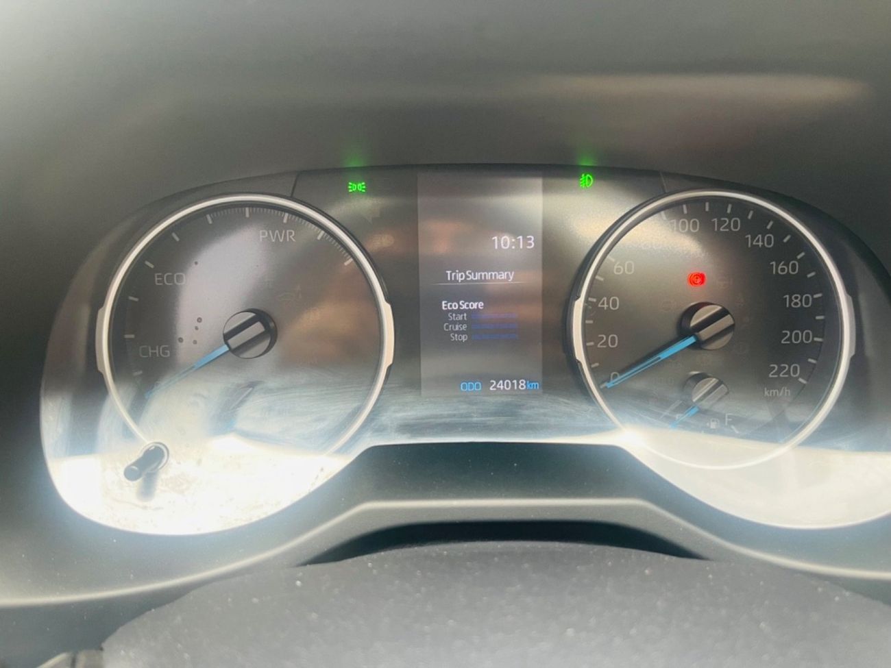 تويوتا راف ٤ Xle hybrid full option