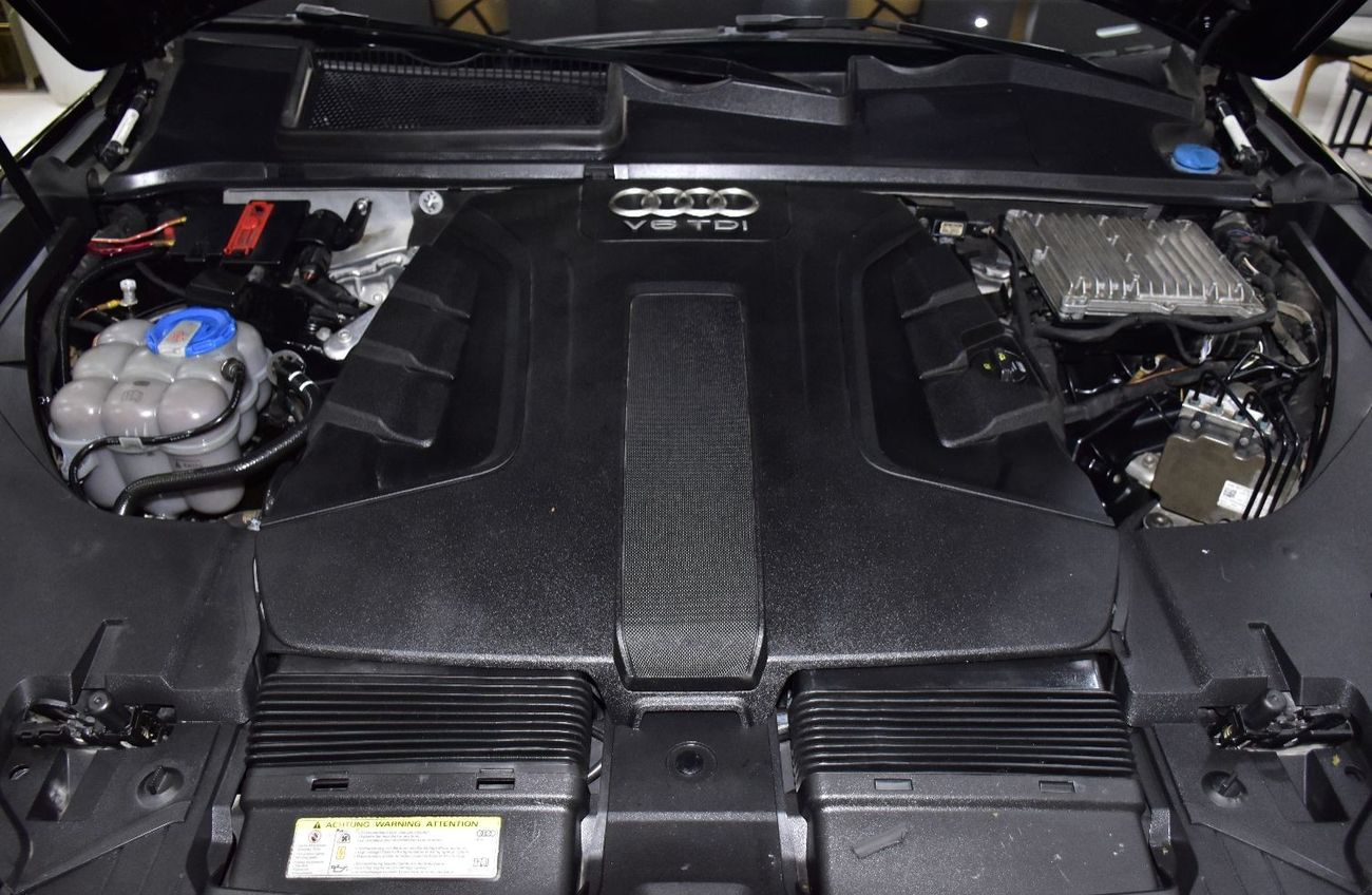 Audi Q7 EXCELLENT DEAL for our Audi Q7 TDi QUATTRO ( 2016 Model ) in Black Color European Specs