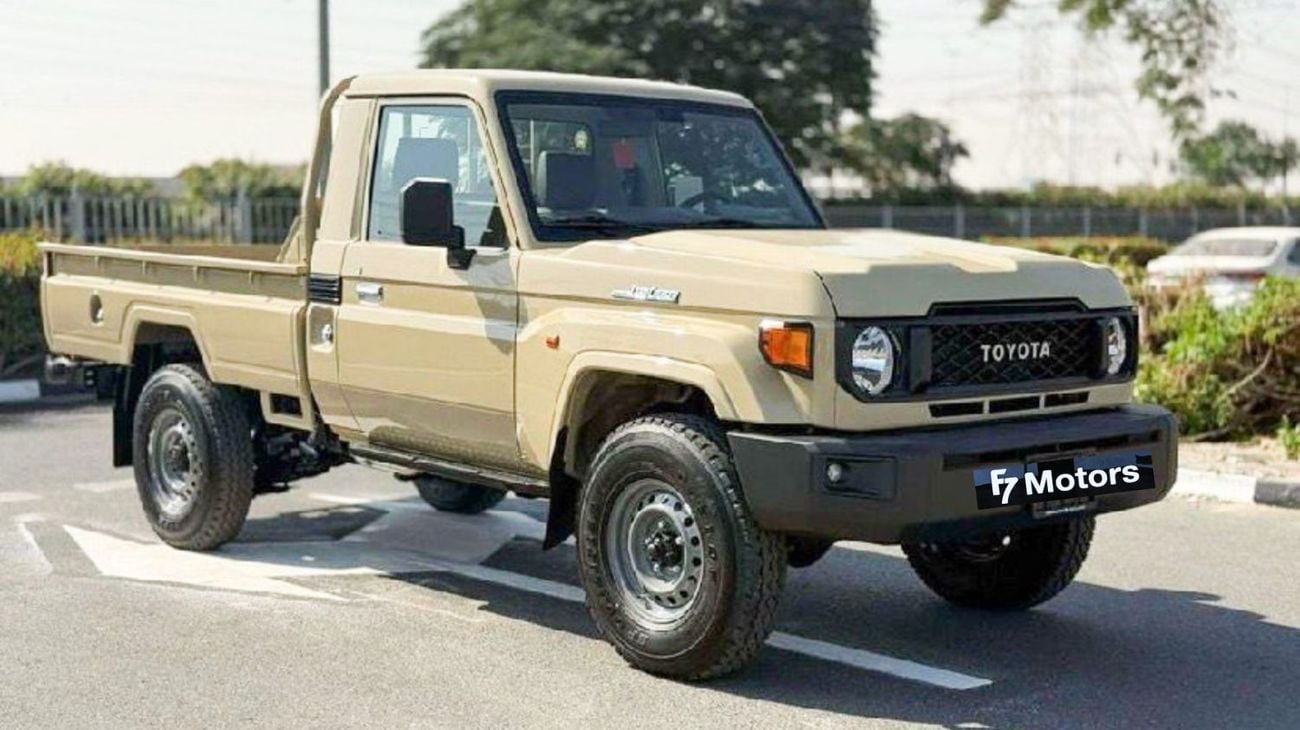 تويوتا لاند كروزر بيك آب Std 4.0L Single Cab Utility AWD - 2025