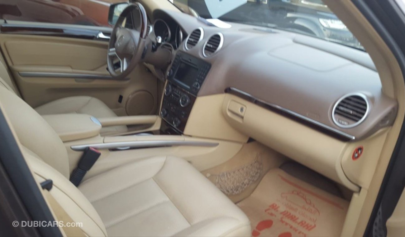 Mercedes-Benz GL 500 2012 GCC car  prefect condition no need any maintenance low mileage 100thous