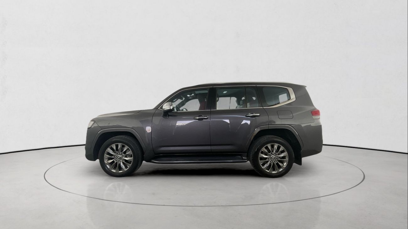 تويوتا لاند كروزر VXR | شامل الضمان | 0 ﺪﻔﻋﺓ ﺃﻮﻟﻯ