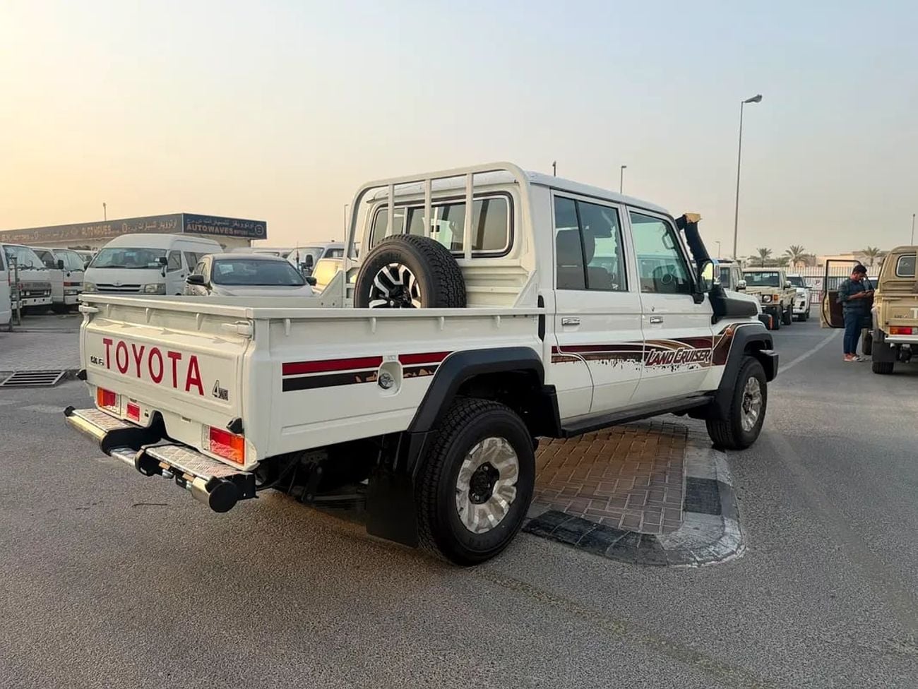تويوتا لاند كروزر 70 LC79 LX Brand LC 79 LX Pick-up - GCC Specs