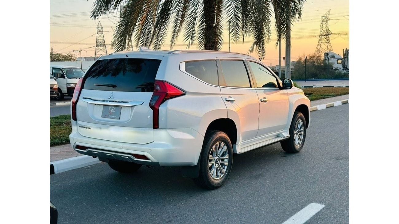 Mitsubishi Montero MITSUBISHI MONTERO 2023 FULL OPTION