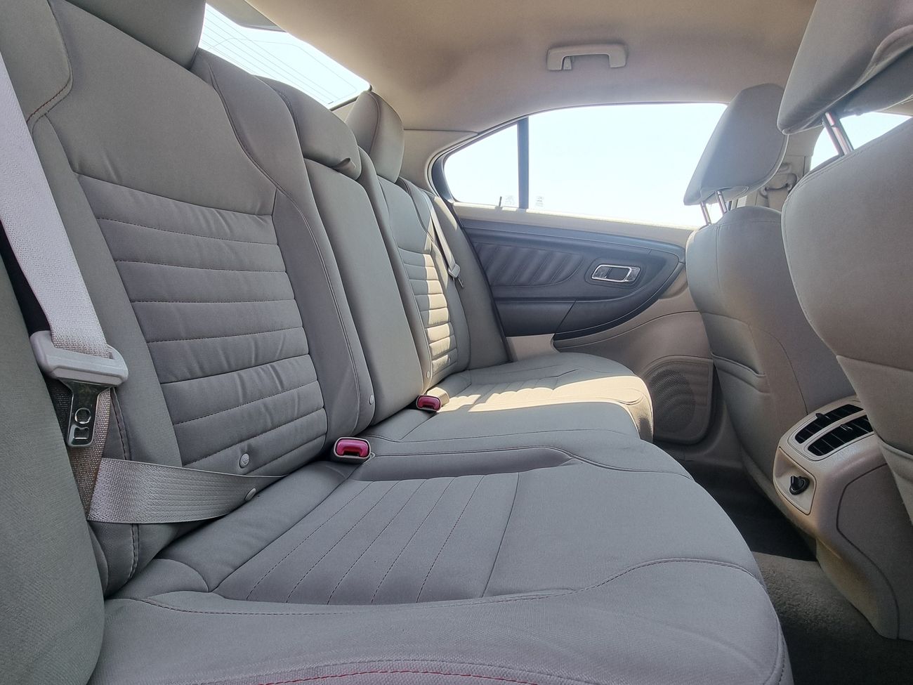 فورد توروس SE