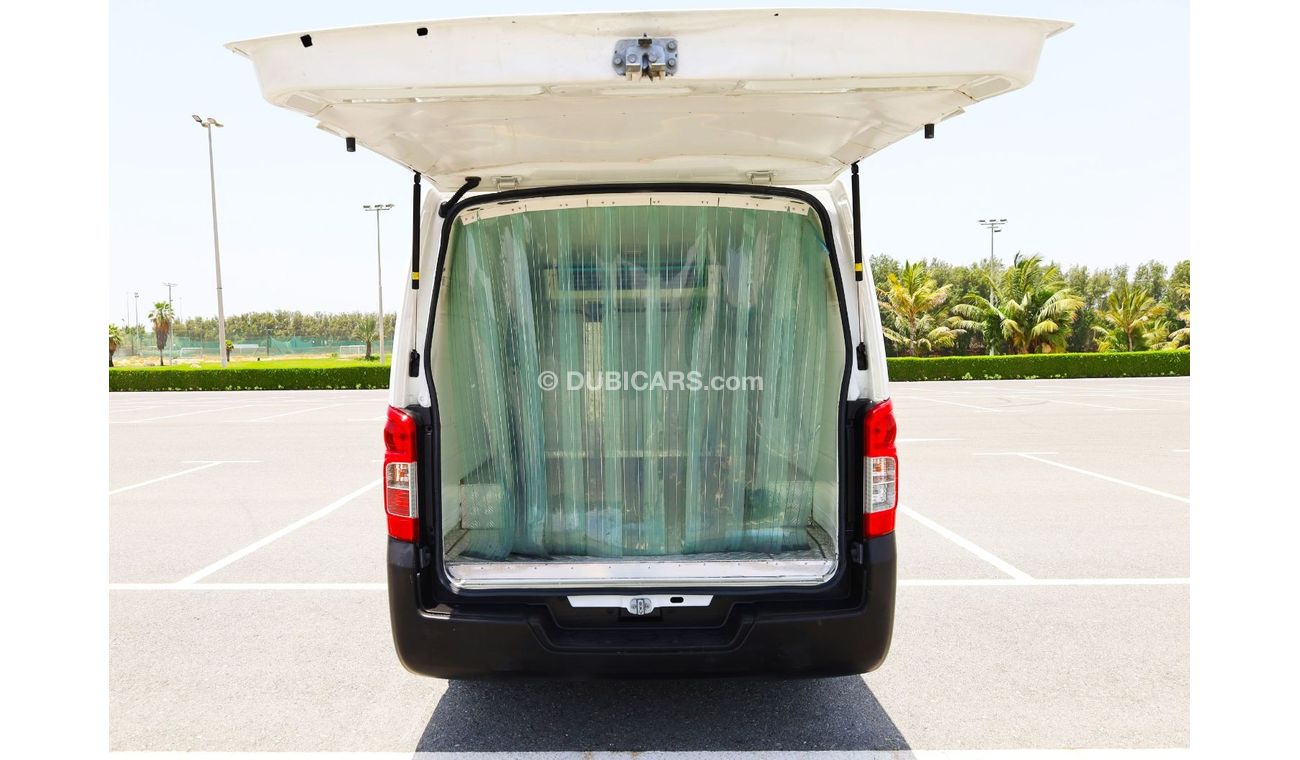 Nissan Urvan 2020 Nissan Urvan NV350 Chiller Van | Cargo Van / Delivery Van | GCC Specs | Excellent Condition