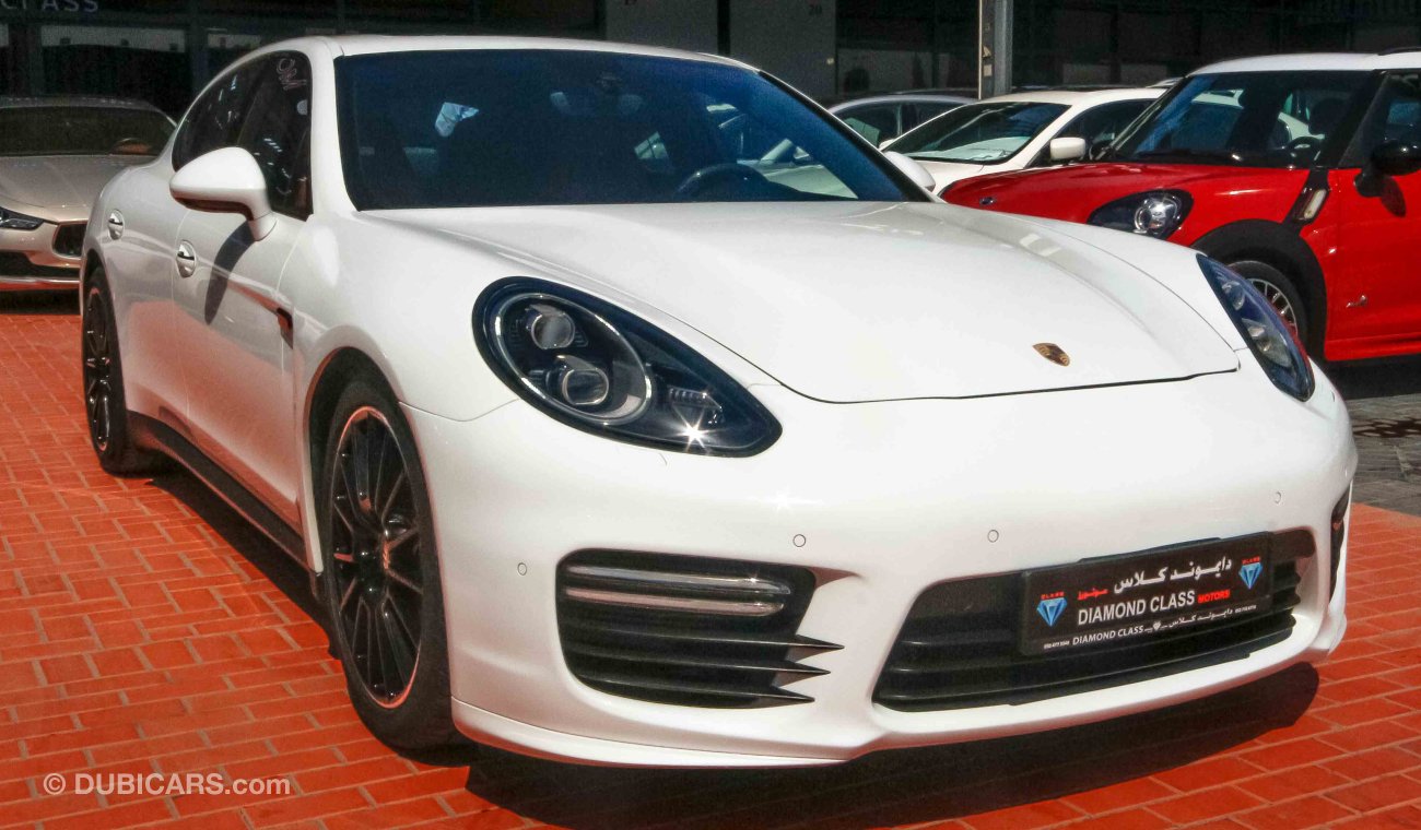 Porsche Panamera GTS