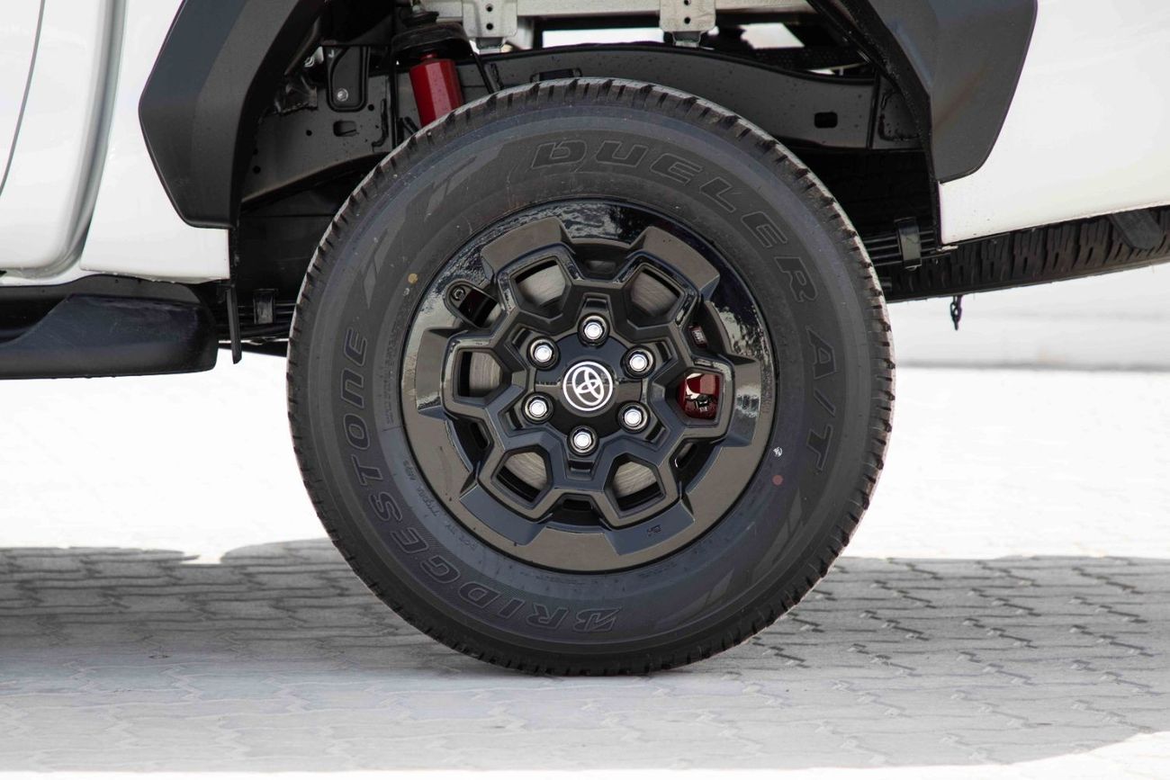 Toyota Hilux 2024 Toyota Hilux 4x4 DC 4.0 GR-S - Platinum White Pearl inside GRS | Export Only