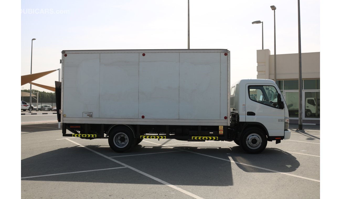 Mitsubishi Canter INSULATED BOX WITH TAIL LIFT