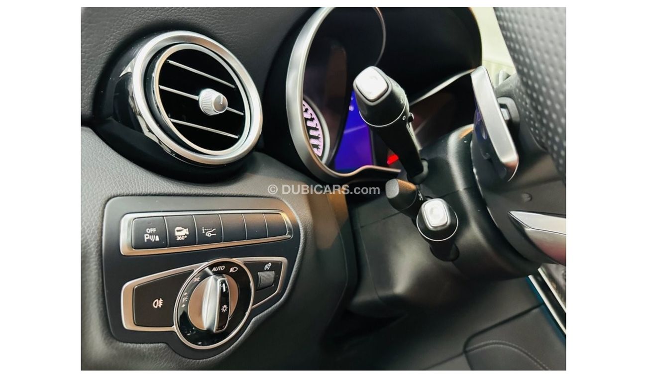 Mercedes-Benz GLC 43 AMG GCC .. FSH .  Perfect Condition .. V6 .. AMG .. Top Range