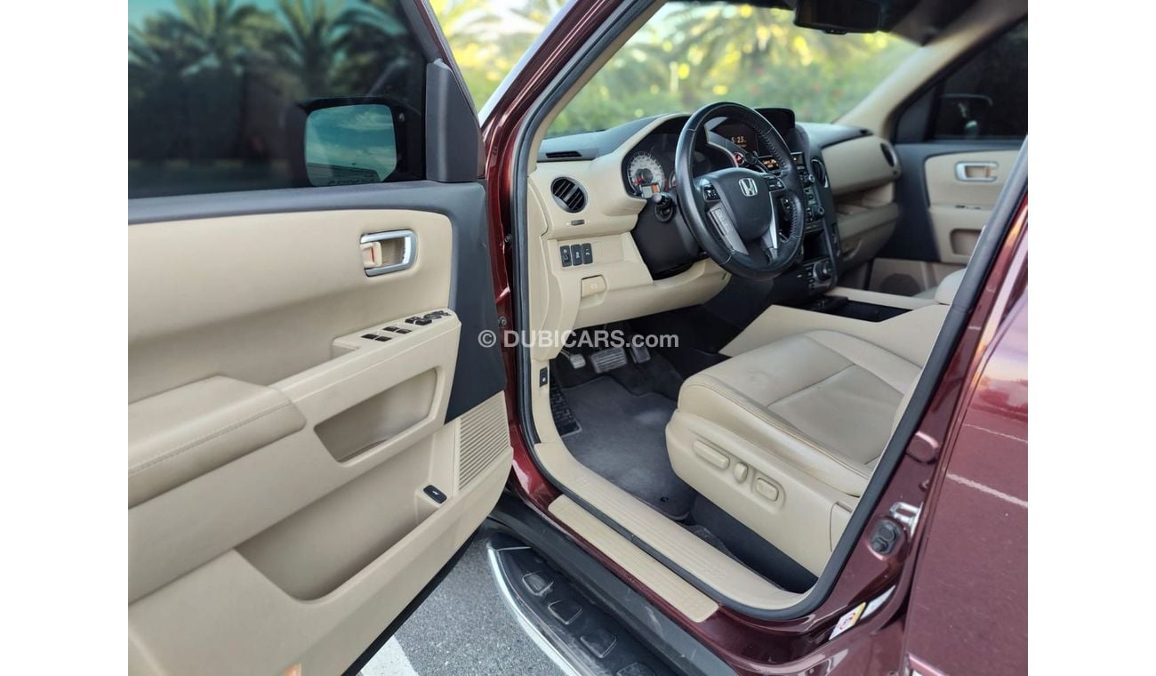 Honda Pilot HONDA PILOT TOURING 2012 GCC PERFECT CONDITION - ACCIDENT FREE