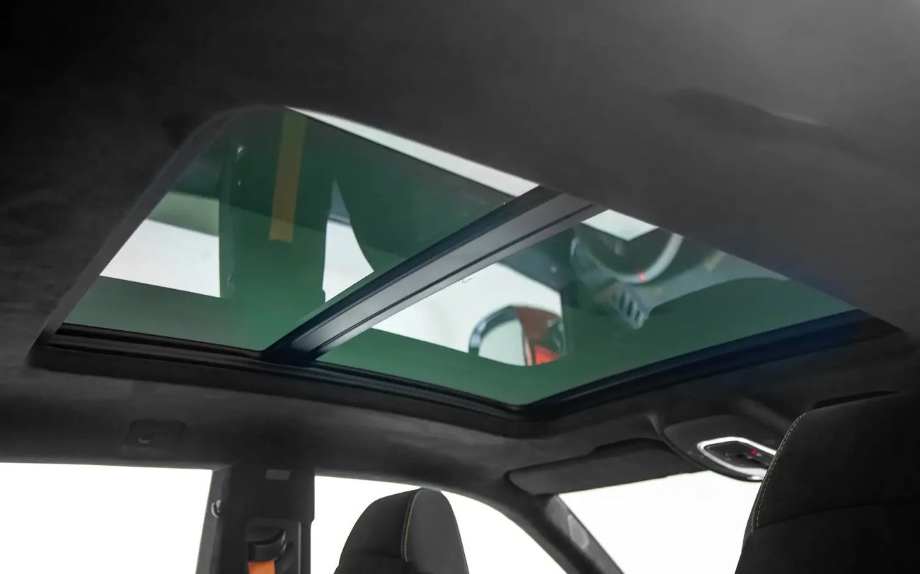 لامبورغيني اوروس 4.0T V8 Performante With Akrapovic Exhaust - Euro Spec