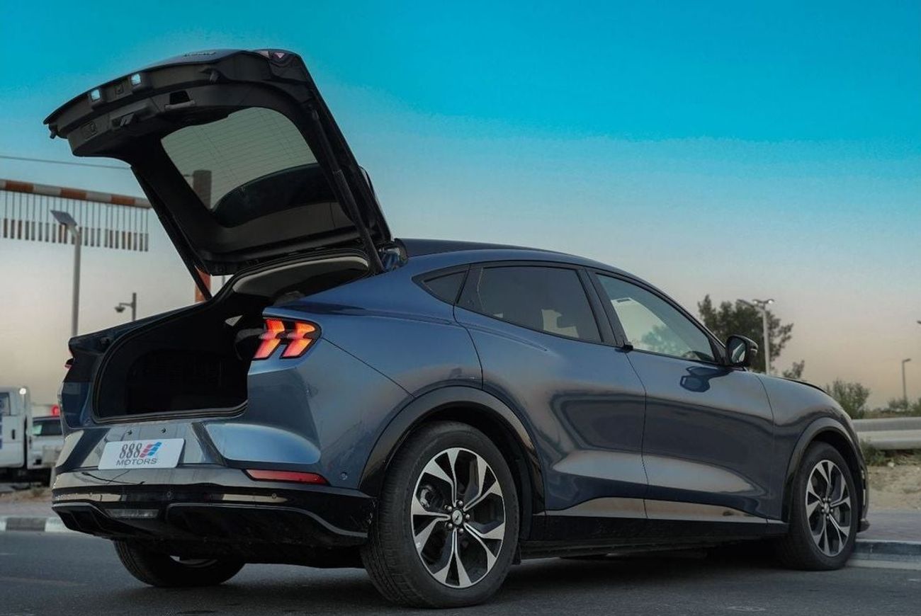 فورد موستانج ماك-إي 2022 FORD MUSTANG MACH-E PREIMUM AWD BLUE 0km