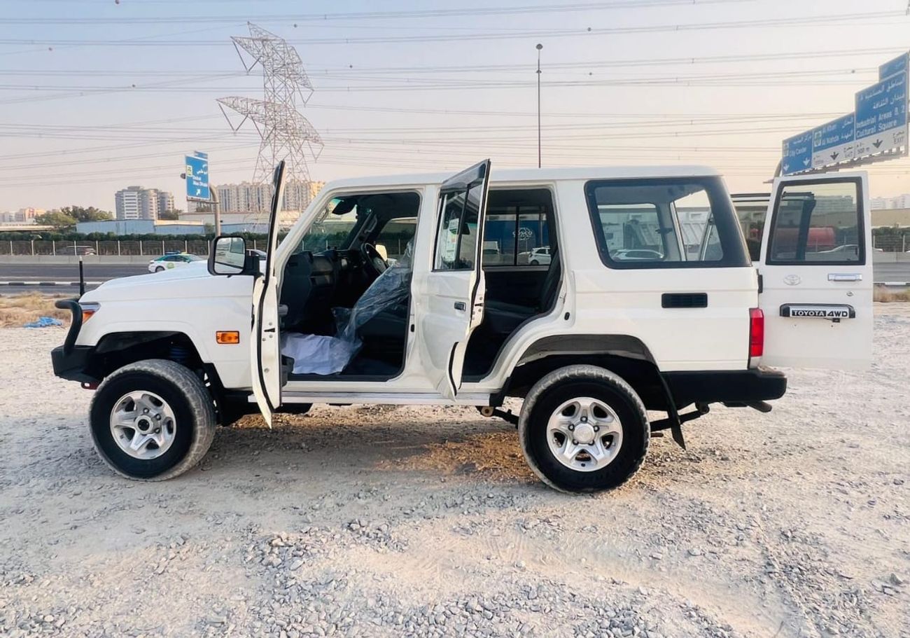تويوتا لاند كروزر diesel right hand drive 4.5L only for export available