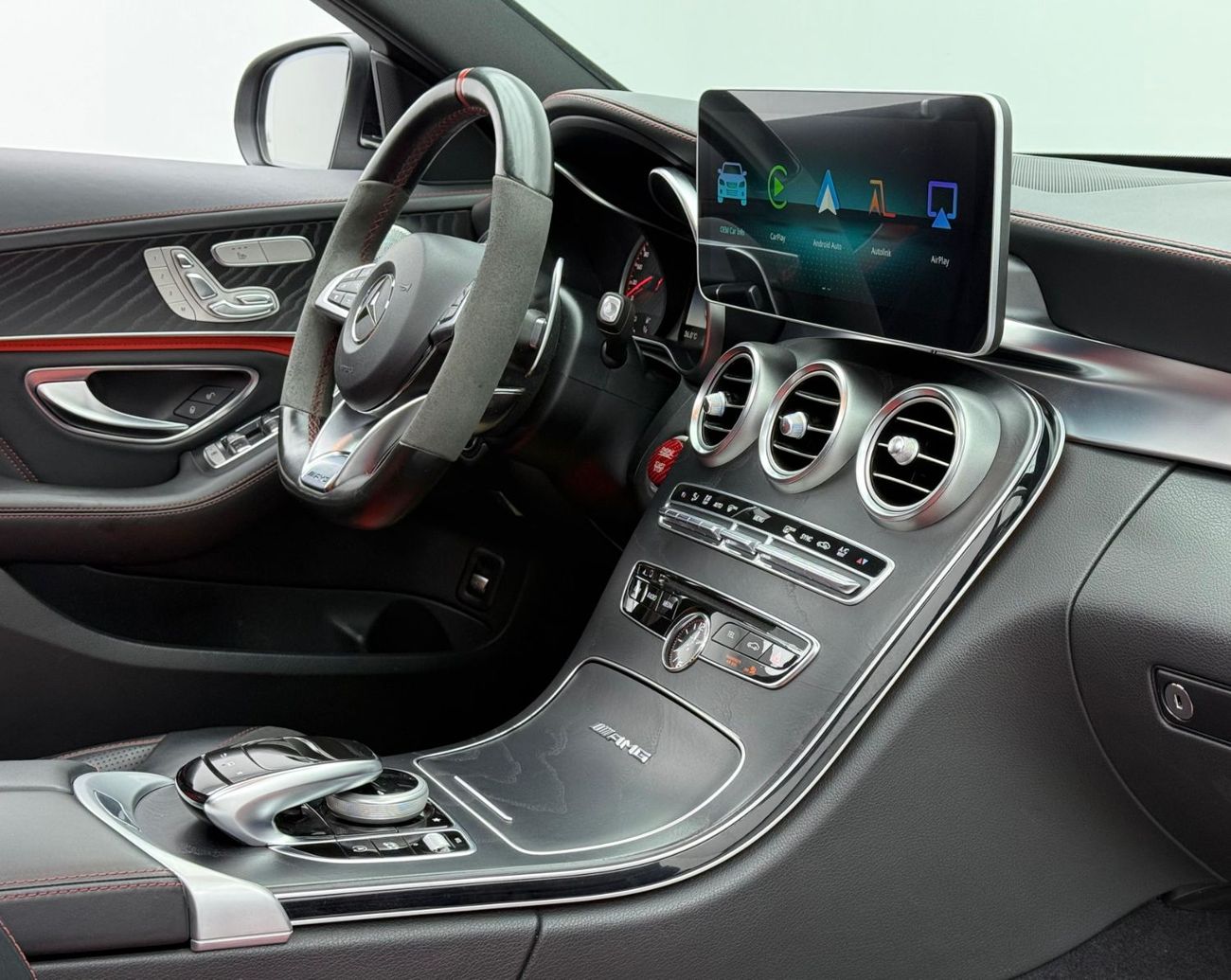 Mercedes-Benz C 63S AMG Std 4.0L Sedan 2016 Mercedes-Benz C63 S AMG, Full Service History, Excellent Condition