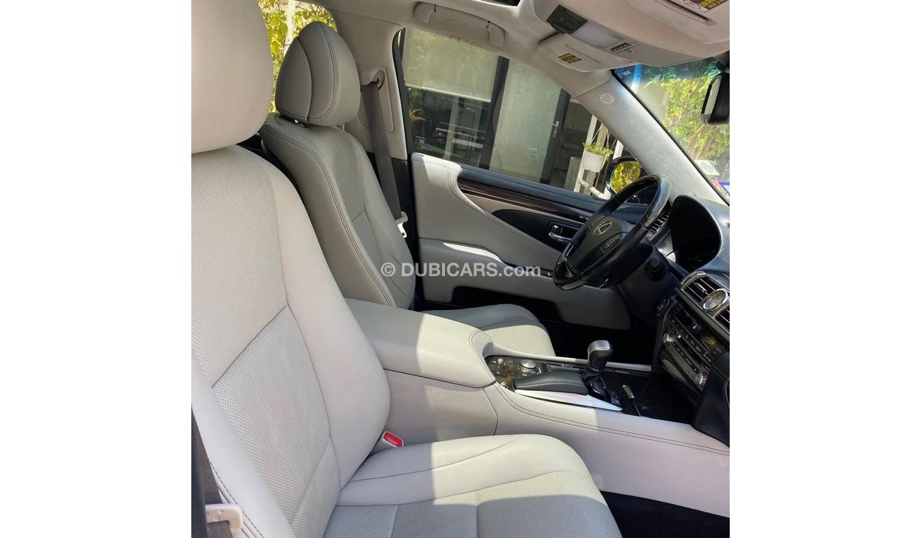 Lexus LS460 للبيع لكزس LS 460 2013