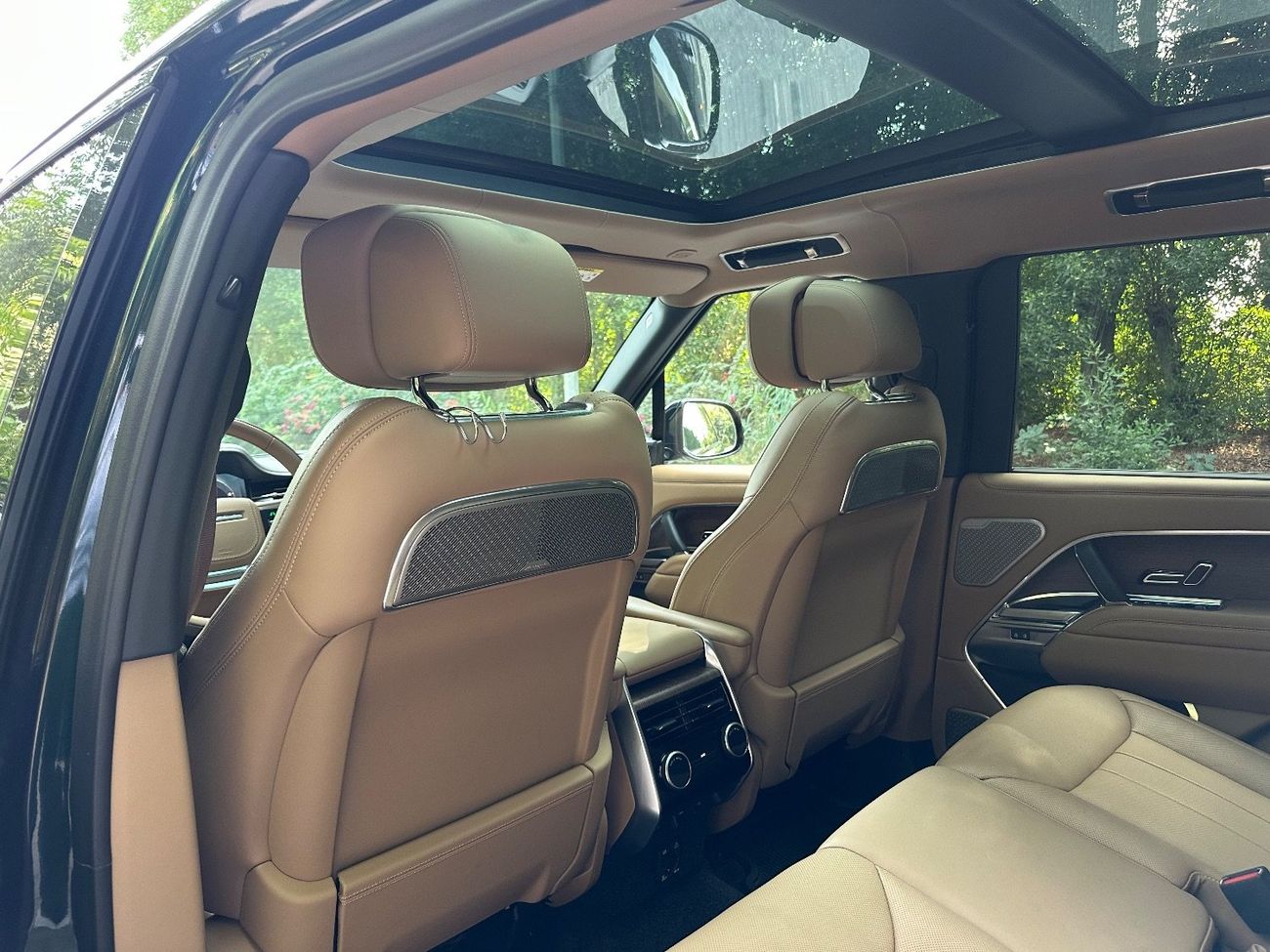 Land Rover Range Rover 2024 | Vogue P350 Autobiography | Diesel | 3.0L V6 | 345 HP | EU Specs | Full Option | 16K KM | Perf