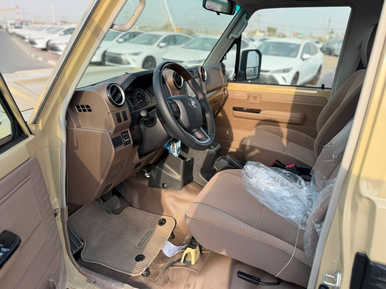 Toyota Land Cruiser Pick Up Toyota LC79 SC 4.0 AT 2026 Basic