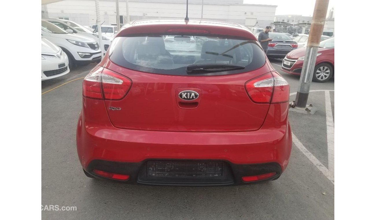 Kia Rio 2013 GCC is completely accident free, inside and out