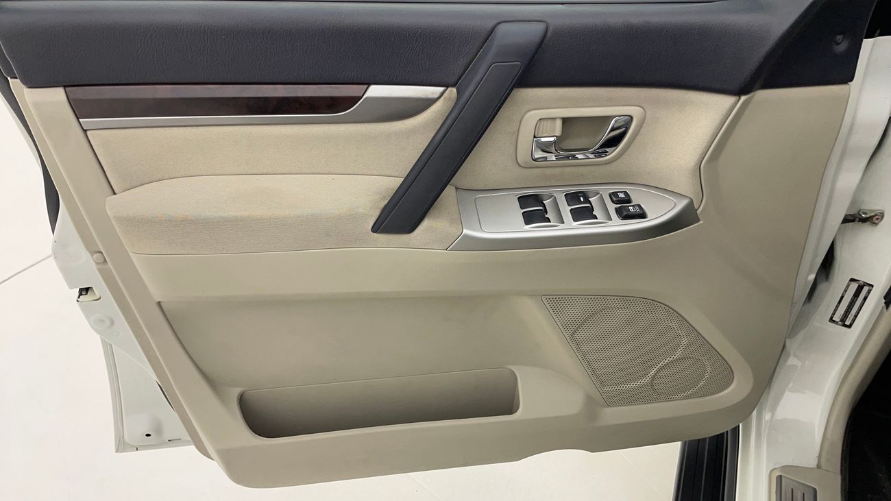 Mitsubishi Pajero GLS BASE 3.5 | Zero Down Payment | Free Home Test Drive