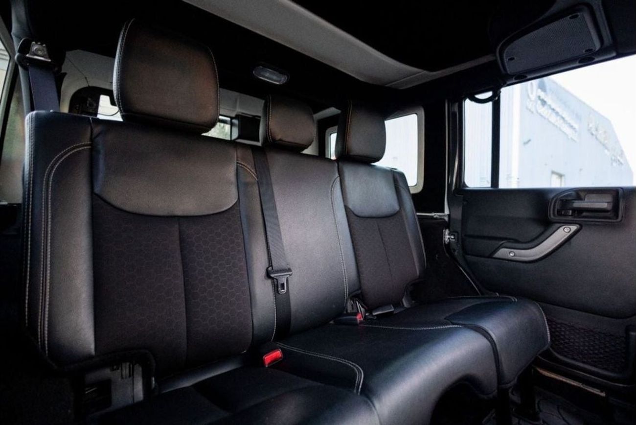 Jeep Wrangler Jeep Wrangler Unlimited Oscar Mike Edition 2018 GCC under Warranty with Flexible Down-Payment.