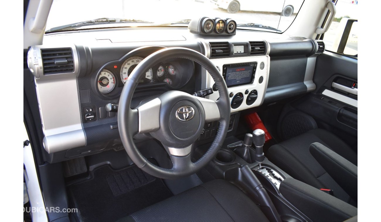 Toyota FJ Cruiser تويوتا اف جي