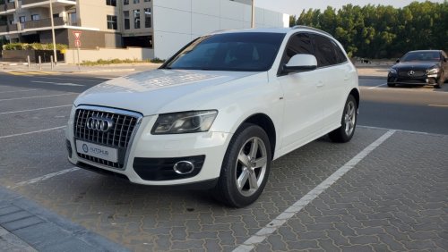 Audi Q5 3.2L - GCC - S line