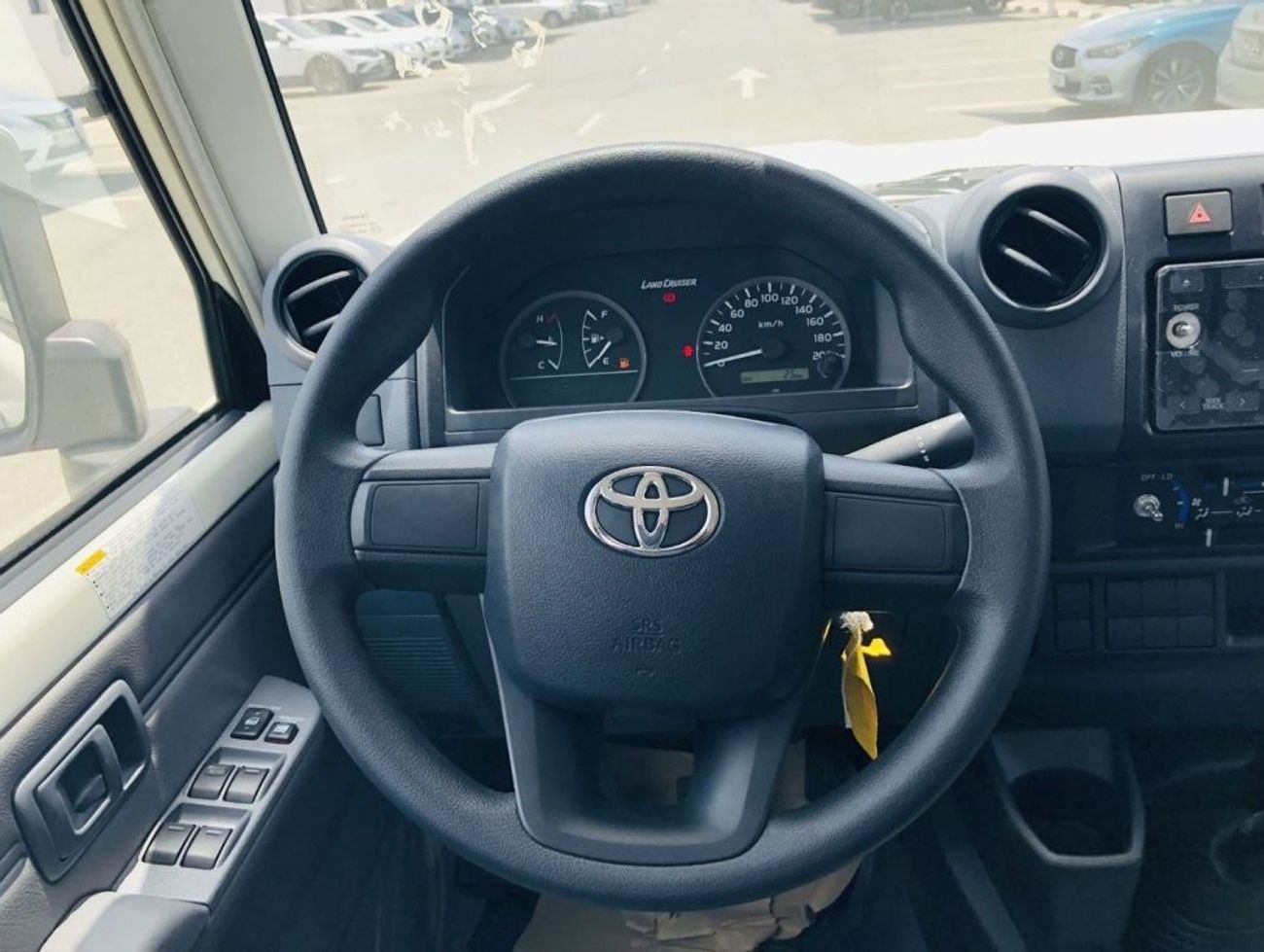 Toyota Land Cruiser Pick Up 79 V6 4.0L Petrol MY24 Brand New