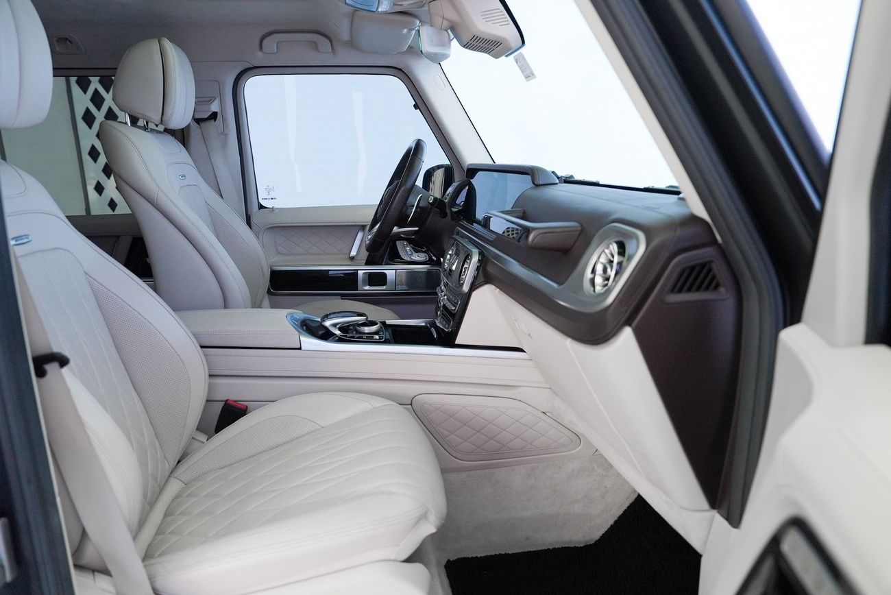 Mercedes-Benz G 63 AMG Std 4.0L