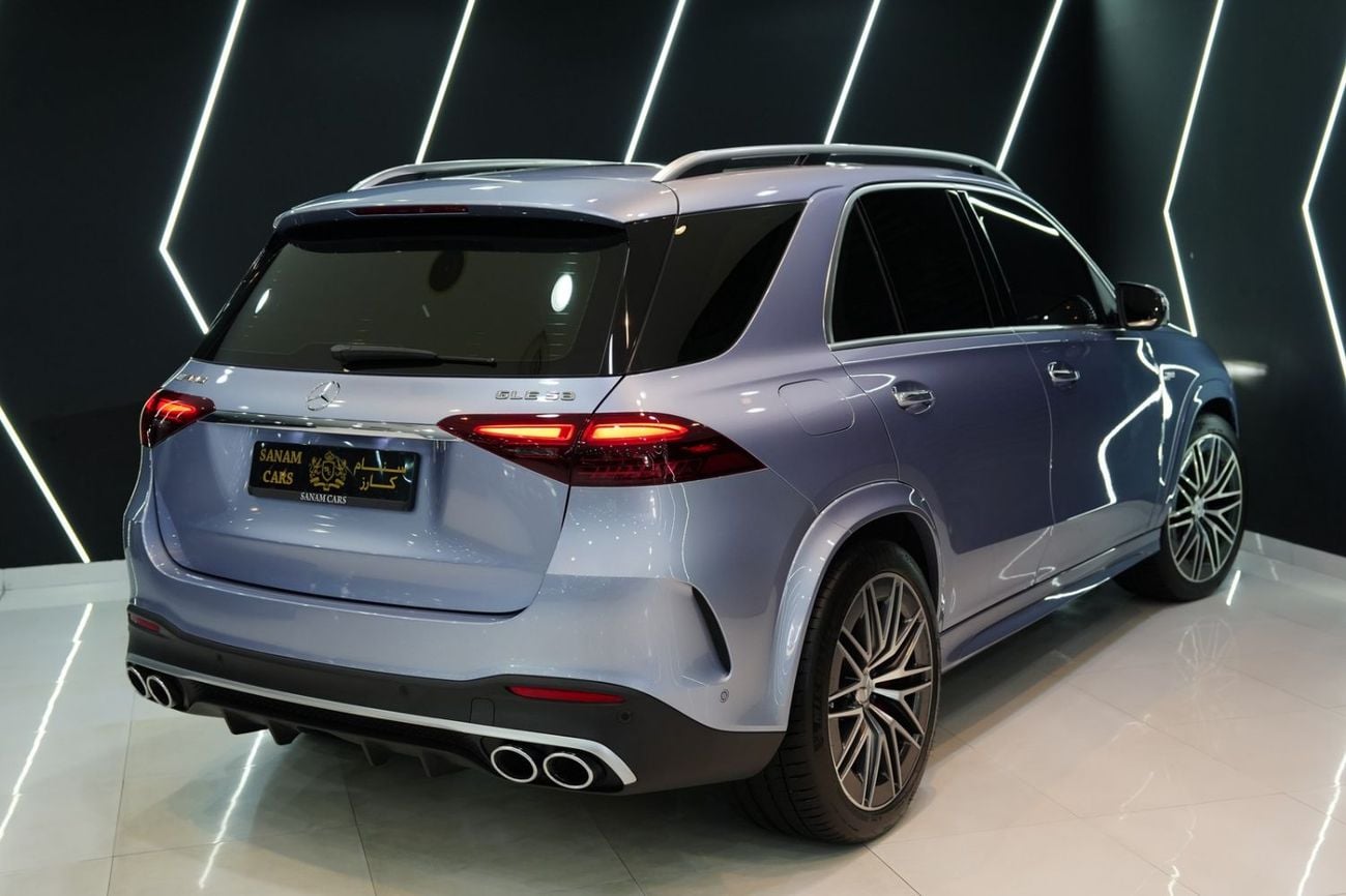 مرسيدس بنز GLE 53 AMG 2026 Mercedes-AMG GLE 53 4Matic+, Manufaktur Interior Package, Panoramic Roof, Gargash Warr + Serv!!